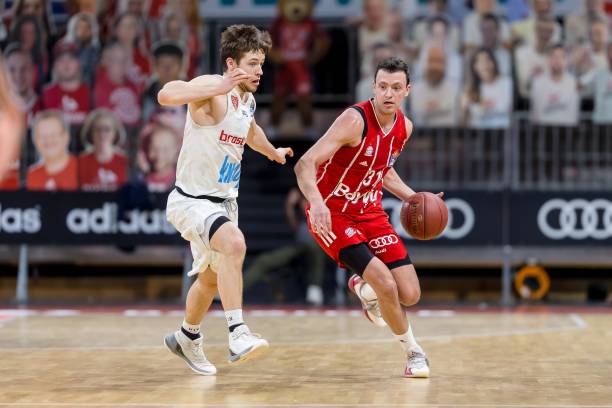 在高压的比 在高压的比